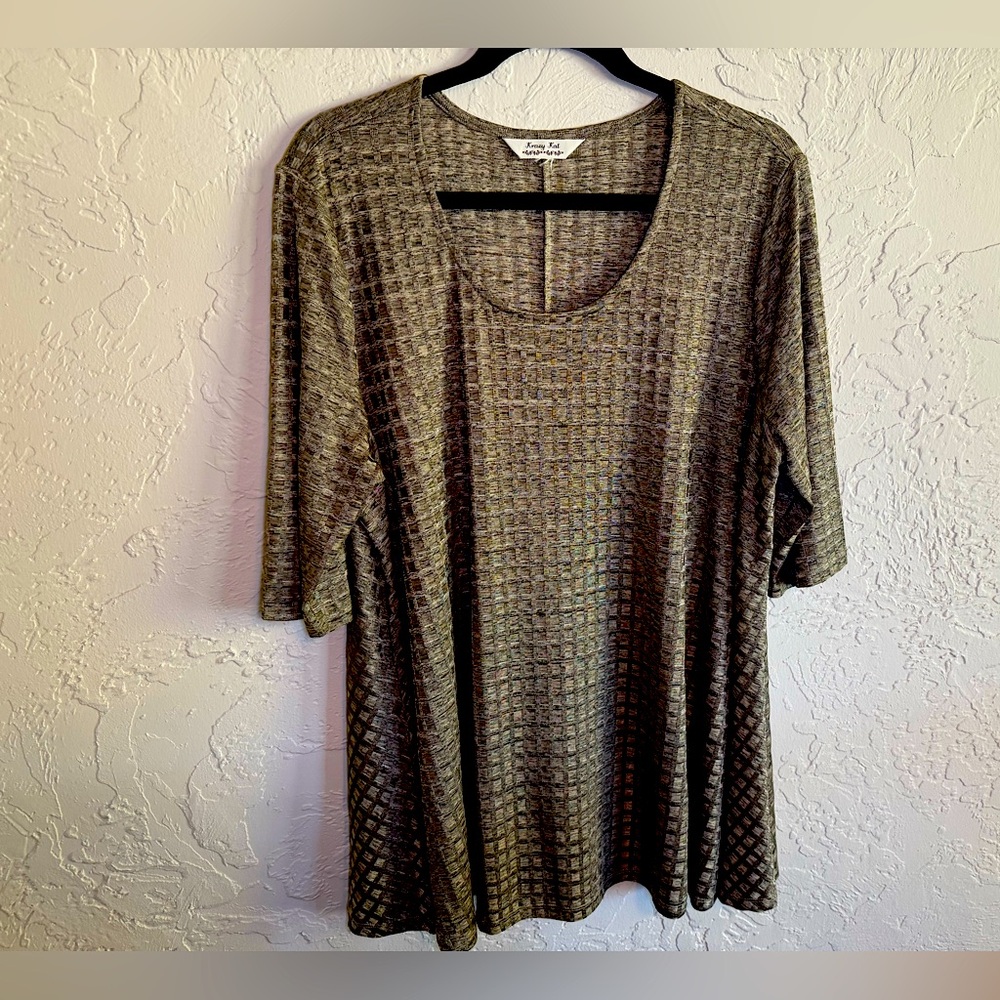 Textured Tunic Top size 2XL Taupe/gray/olive